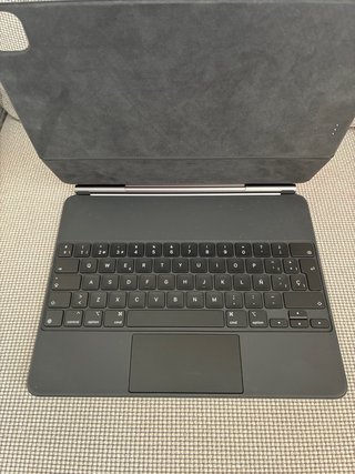 Magic Keyboard iPad Pro 12.9 (3ª y 4ª Gen) con scatola