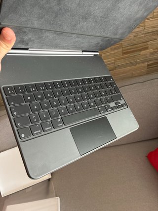 Magic Keyboard iPad Pro 12.9 (3ª y 4ª Gen) con scatola