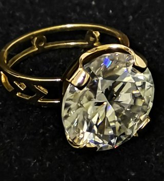 Anillo de Oro 18k con Brillante de 12 Quilates