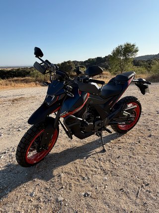 Zontes U1 125 Adventure Negra/Roja Nueva