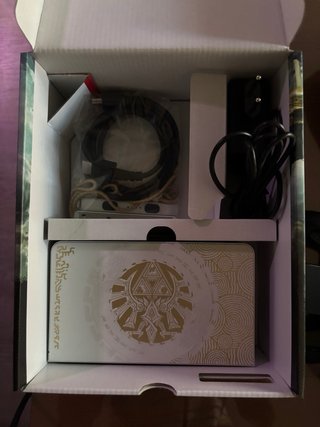 Nintendo Switch OLED Edición Zelda + microSD 64GB