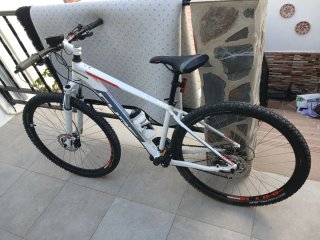 Bicicleta Montaña Blanca .