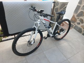 Bicicleta Montaña Blanca .