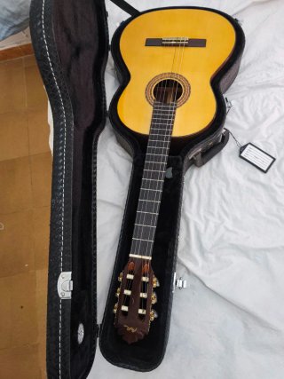 Guitarra Manuel Rodriguez Gama Alta Tipo E