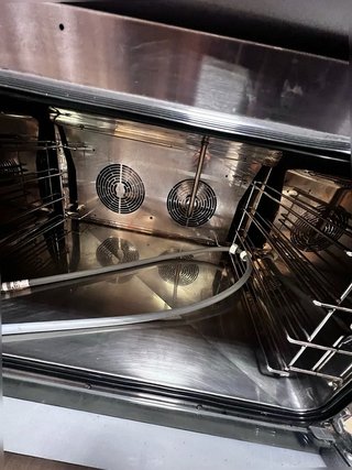 Horno Unox Profesional trifásico