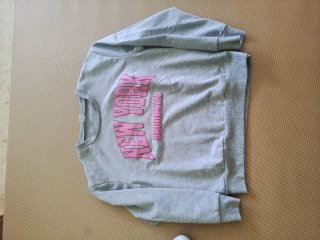 Lote 2 sudaderas niña New Yorky chanclas de niñas