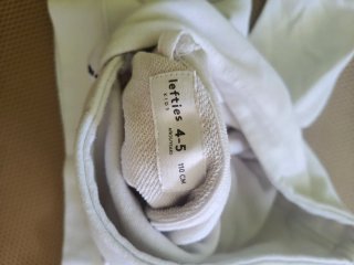 Lote 2 sudaderas niña New Yorky chanclas de niñas