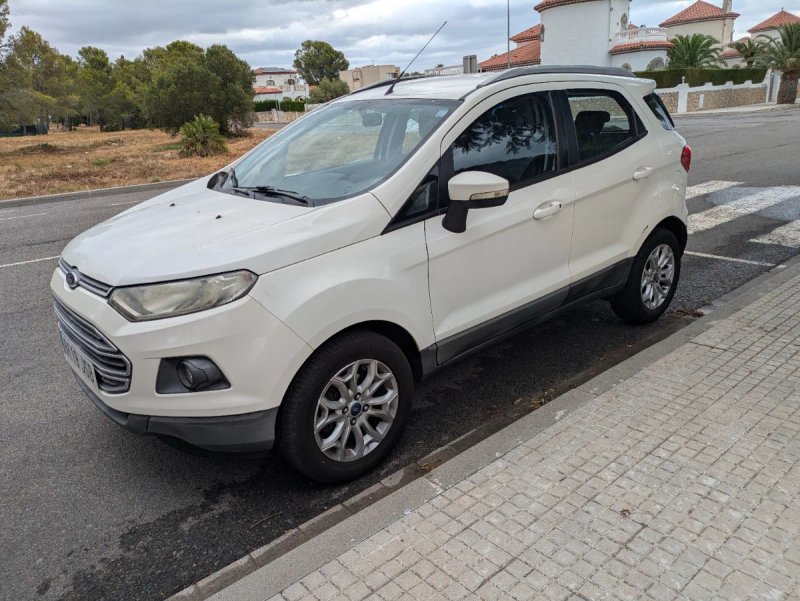 Ford EcoSport 2016 - foto 1