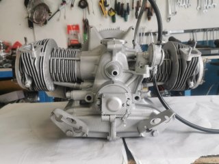Motor 2CV restaurado