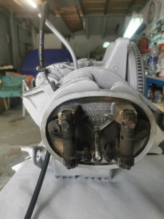Motor 2CV restaurado