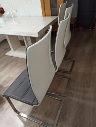 Sillas de comedor modernas (Set de 4)