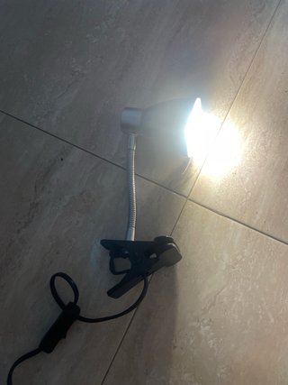 Lámpara LED con Pinza Flexible