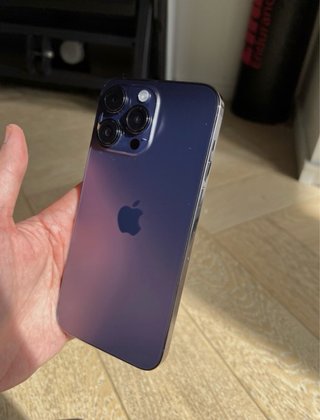 iPhone 14 Pro Max Morado