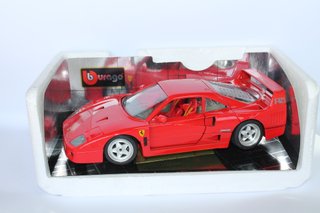 Ferrari F40 1:18 Burago