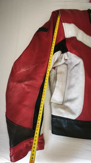 Chaqueta de moto piel roja y blanca