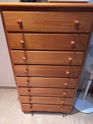 Sinfonier de madera marrón