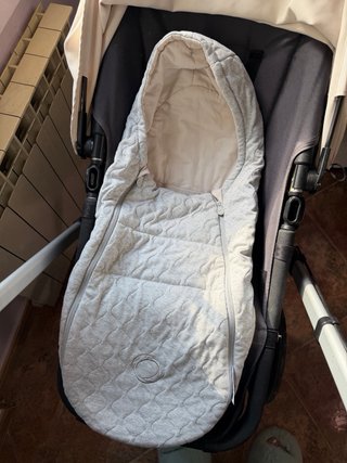 CARRO DE BEBÉ BUGABOO CAPAZO Y SILLA DE PASEO