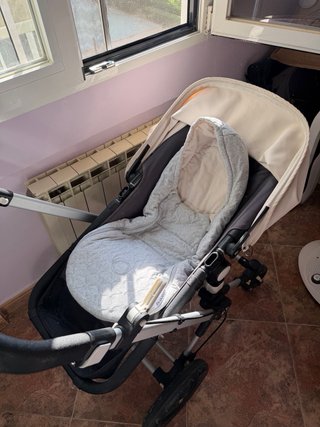 CARRO DE BEBÉ BUGABOO CAPAZO Y SILLA DE PASEO