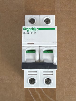 Interruptor Térmico Schneider 16A