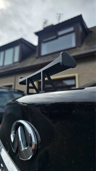 Mini alerón trasero para coche