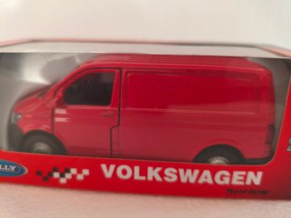 Mercedes Sprinter y VW Transporter 1/32