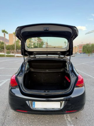 Opel Astra 2012