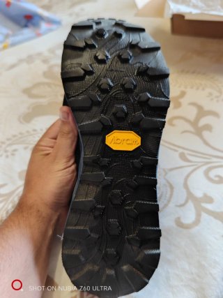 Zapatillas de montaña Normal negras y azules