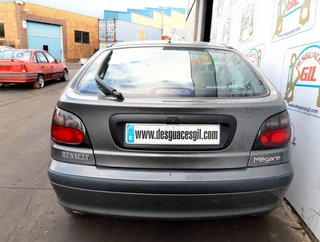 1142386 paragolpes del renault megane i berlina