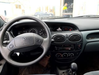 1142386 paragolpes del renault megane i berlina