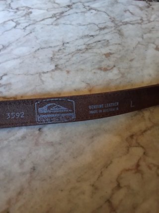 Cinturón de Cuero Quiksilver Marrón y Plateado