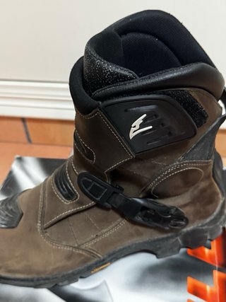 Botas de Moto falco con suela vibram talla 43