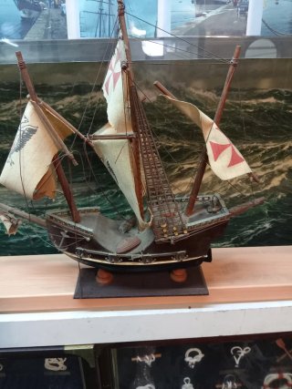 Maqueta Barco Calabera Colón