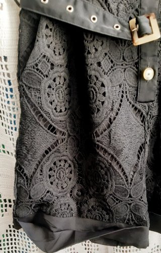 Macacão-calção crochê preto VANITA M/L