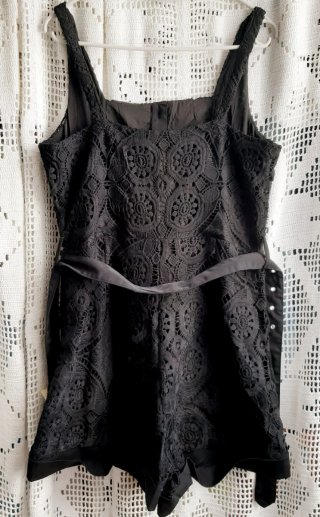 Macacão-calção crochê preto VANITA M/L