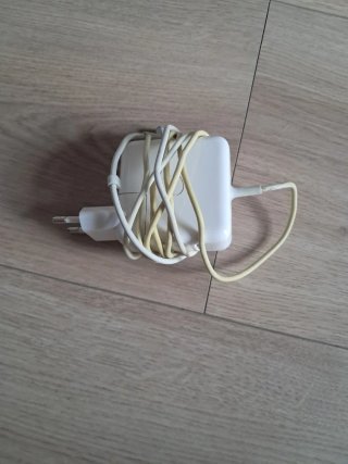 Cargador Blanco Enchufable