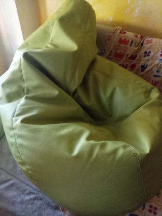 Puf verde piel sintética