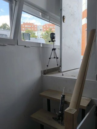 Barandilla de madera para escaleras