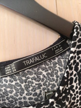 Mono Corto Zara Estampado Animal Print Talla XS