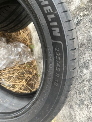 4 Neumáticos Michelin Primacy 5 Energy 225/45/18