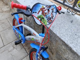 Bicicleta Infantil Marvel Vengadores 16