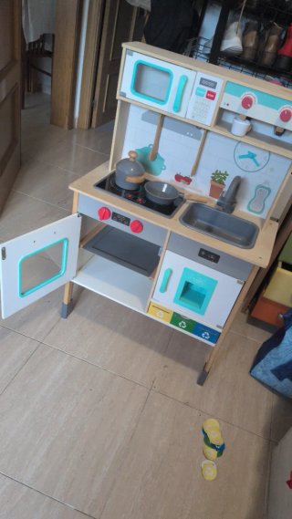 Cocinita infantil de madera
