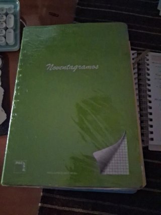 Cuadernos A4 grapados