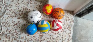 Set di 6 palloni: calcio, pallavolo e altro