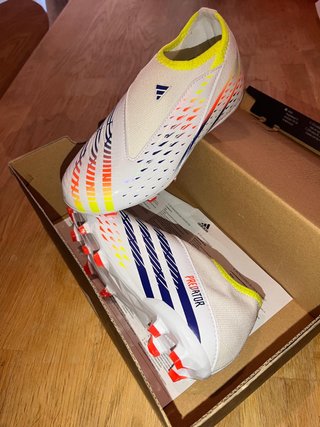 Botas fútbol Adidas Predator niño nuevas