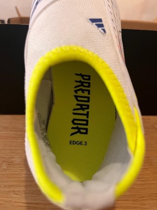 Botas fútbol Adidas Predator niño nuevas