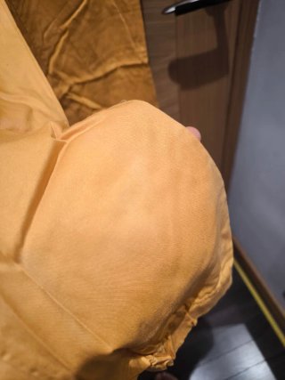 Pantalones amarillos tirando a mostaza