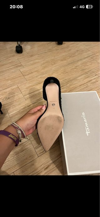 Tacchi Tamaris neri con strass