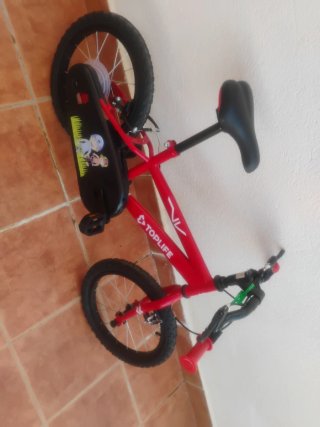 Bicicleta roja Toplife sin usar
