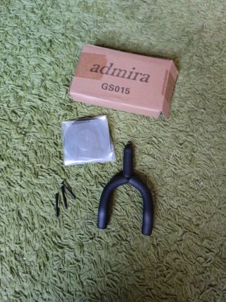 Supporto a parete per chitarra