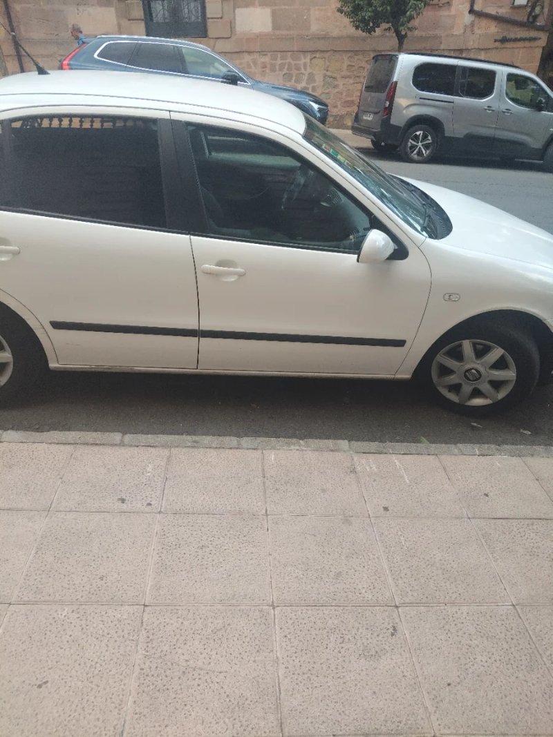 SEAT Toledo 2003 - foto 1